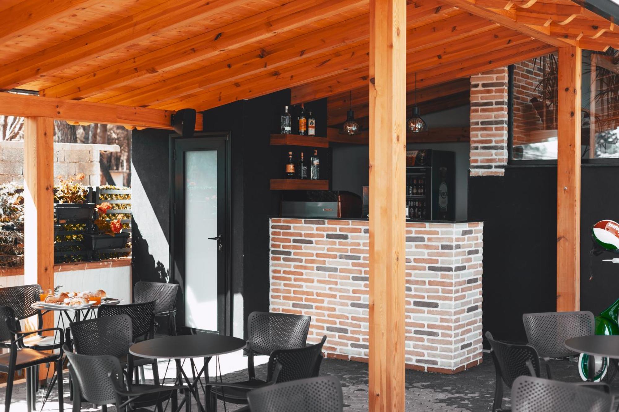 Hotel Beke Vlore Exterior photo