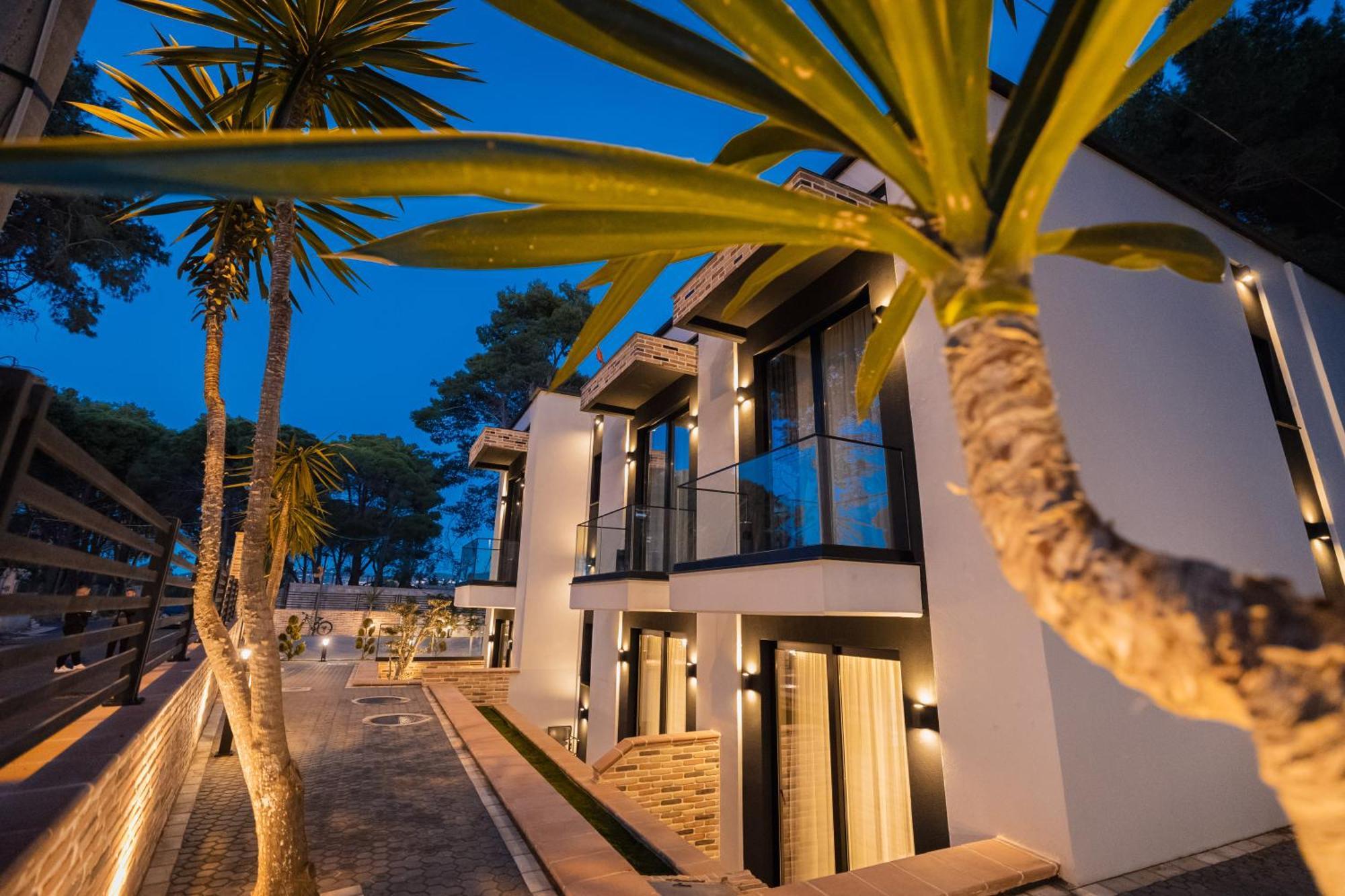 Hotel Beke Vlore Exterior photo