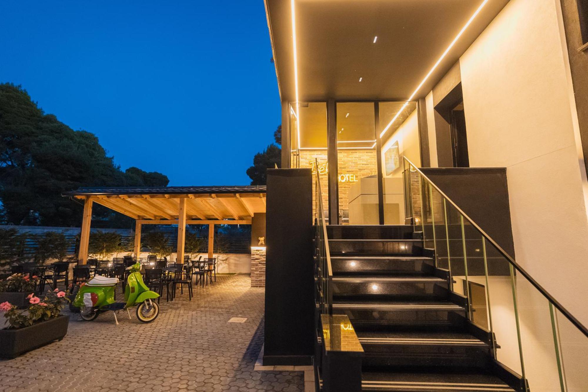 Hotel Beke Vlore Exterior photo